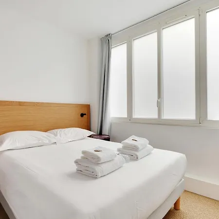 Amazing Place 1br3p Marais Republique Paris